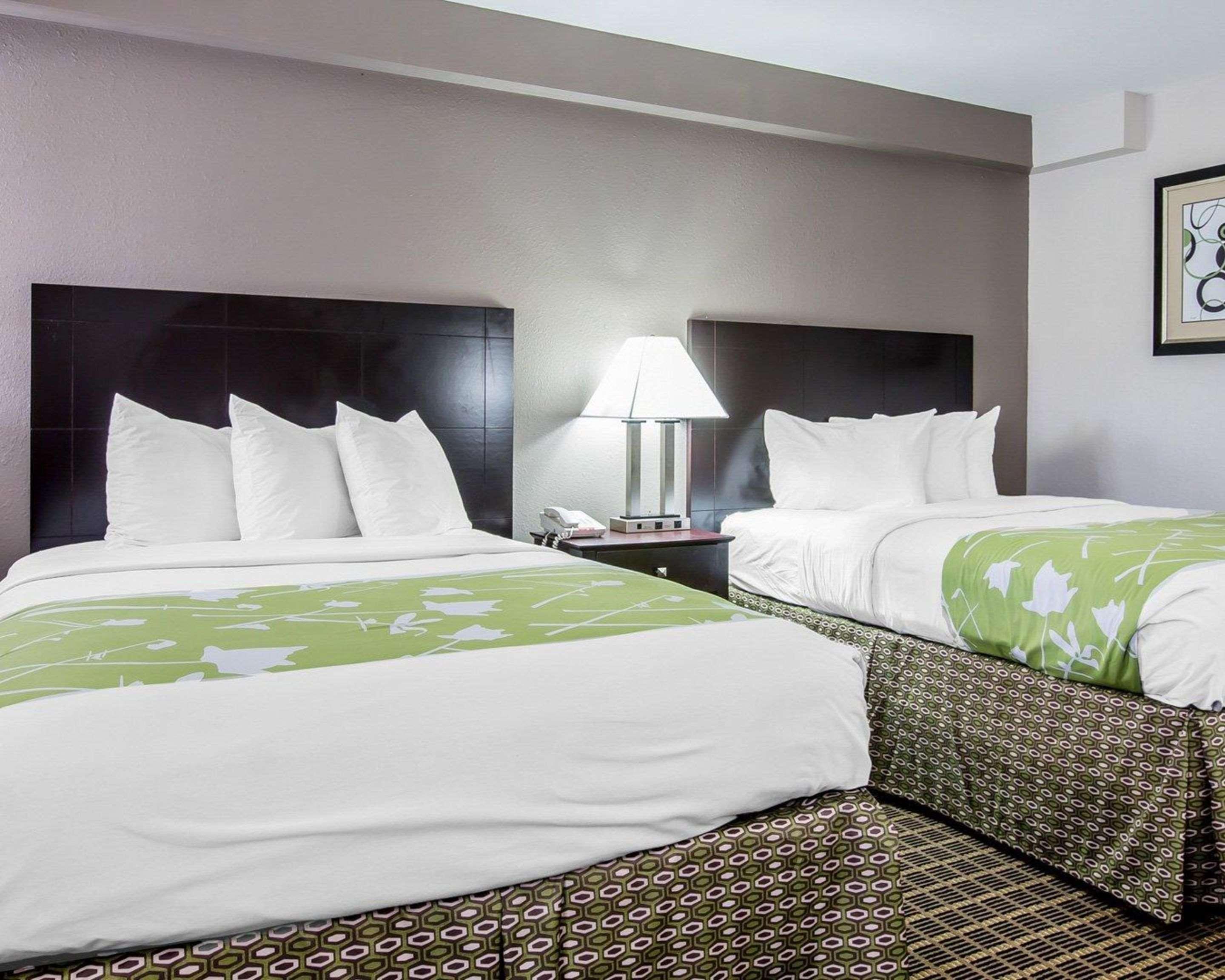 Econo Lodge Birmingham Гувер Экстерьер фото